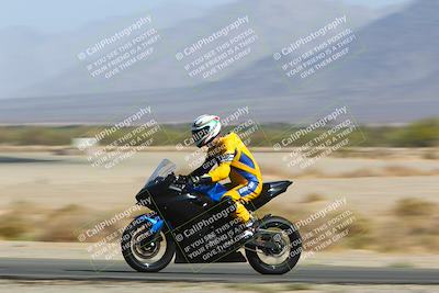 media/Apr-10-2022-SoCal Trackdays (Sun) [[f104b12566]]/Speed Shots Back Straight (930am)/